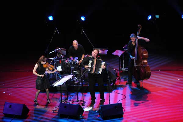 Richard Galliano and the Tangaria Quartet photo by Rieko Oka